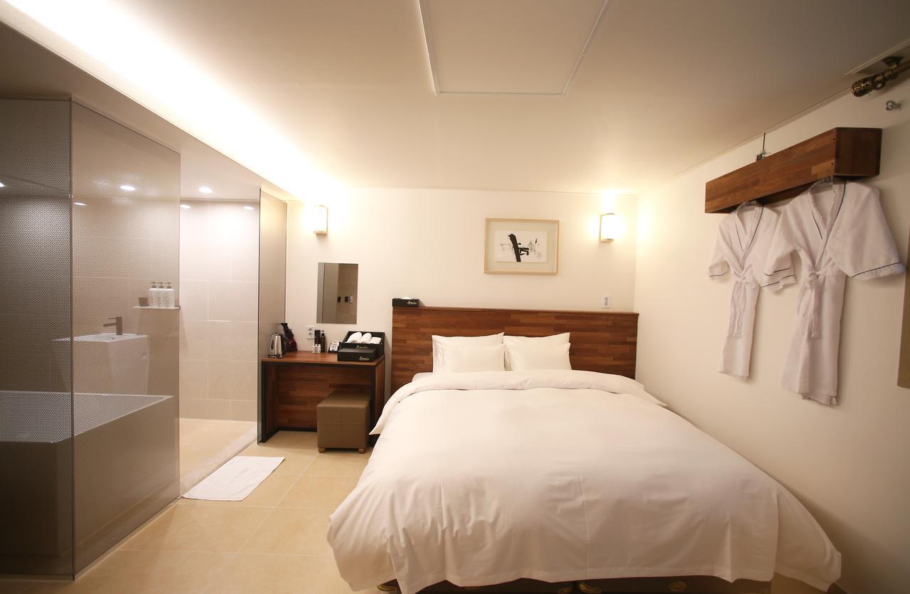 Hotel You&I Incheon Extérieur photo