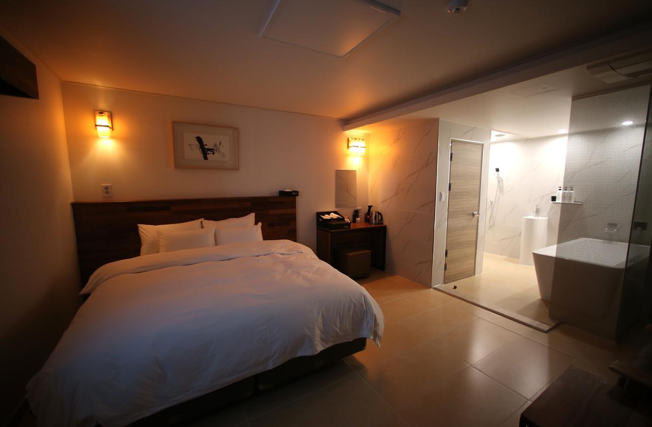 Hotel You&I Incheon Extérieur photo